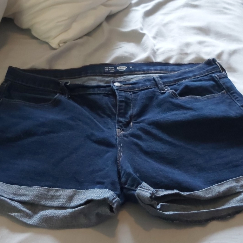 Old Navy Semi-Fitted Short